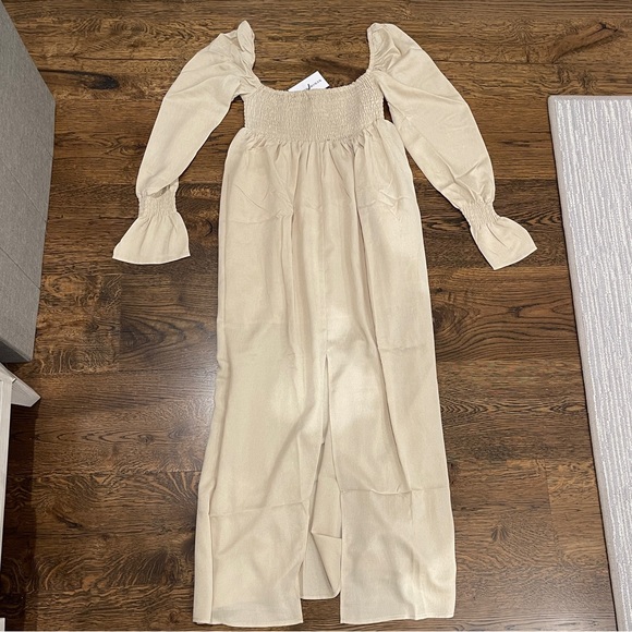 NWT WeWoreWhat On/Off Shoulder Crinkled Chiffon Smocked Dress - Picture 5 of 7